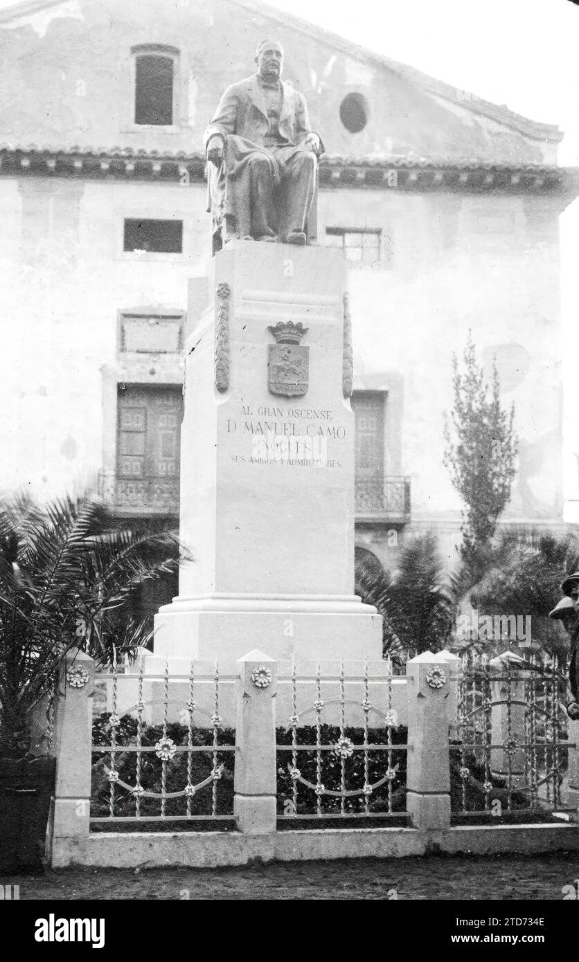 11/25/1916. Huesca - monumento eretto a D. Manuel Camo. Foto: Sánchez Roman. Crediti: Album / Archivo ABC Foto Stock