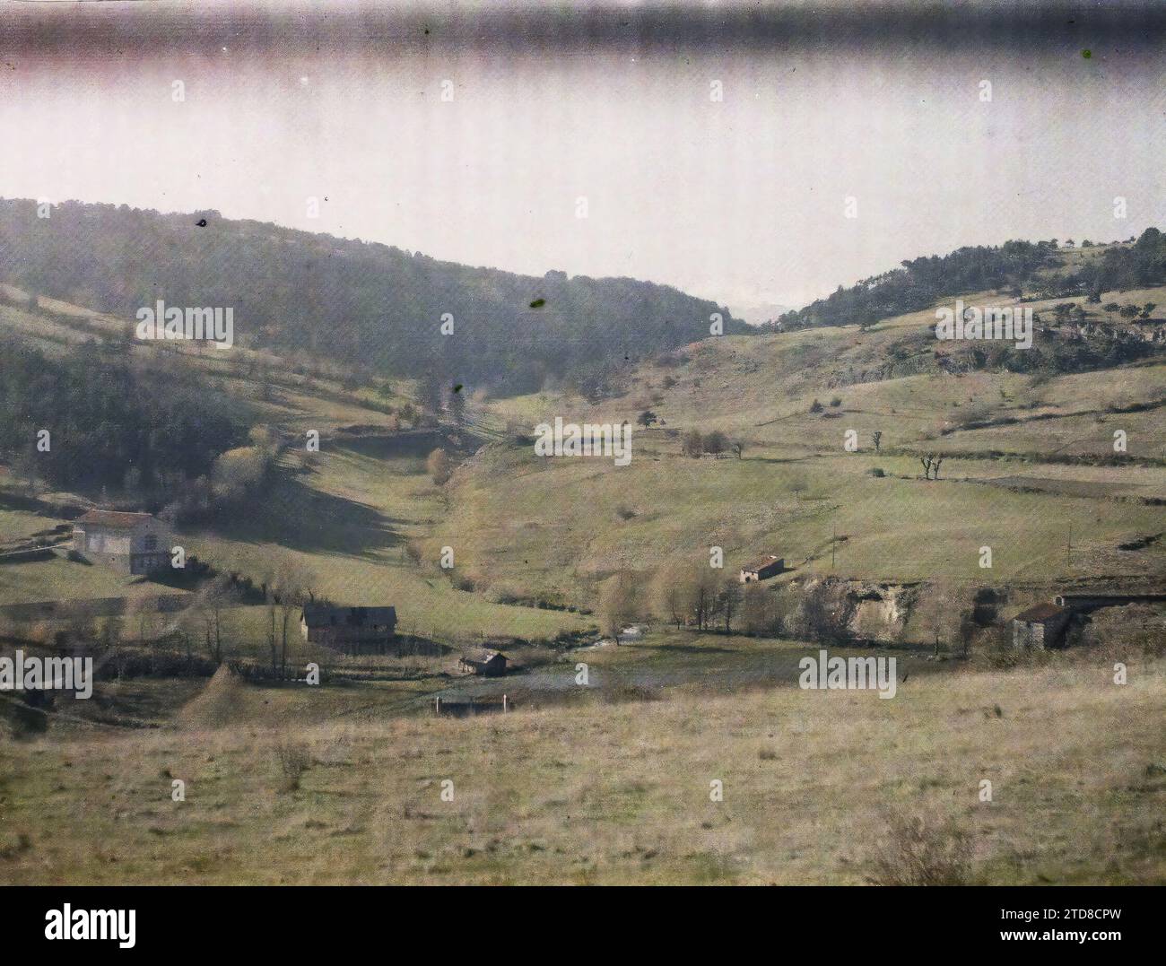 Verrières, Francia, natura, ambiente, paesaggio, monte, montagna, valle, fiume, idrografia, Francia, Verrières, Village View, Verrières, 12/11/1916 - 12/11/1916, Passet, Stéphane, fotografo, 1916-1917 - Auvergne - Stéphane Passet - (settembre 1916 - febbraio 1917), Autochrome, Photo, Glass, Autochrome, foto, positiva Foto Stock