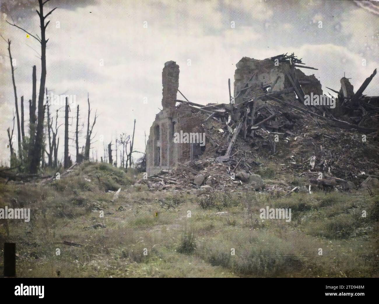Noyon, Francia, prima guerra mondiale, fronte posteriore, rovine, bombardamenti, Rubble, Francia, Noyon, Noyon, 01/10/1917 - 31/10/1917, Cuville, Fernand, 1917 - regioni devastate, somme, Oise, Aisne - Fernand Cuville (sezione fotografica dell'esercito) - (settembre-ottobre), Autochrome, Photo, Glass, Autochrome, foto, positiva Foto Stock