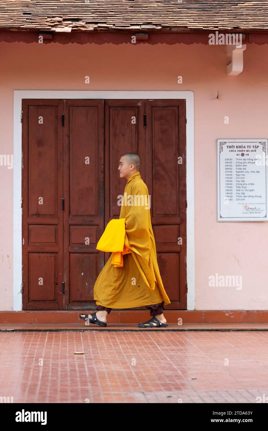 La Pagoda Thien Mu (vale a dire la Pagoda delle fate del cielo), nota anche come Pagoda Linh Mu, è una delle pagoda più affascinanti e antiche della città di Hue (CTK pH Foto Stock