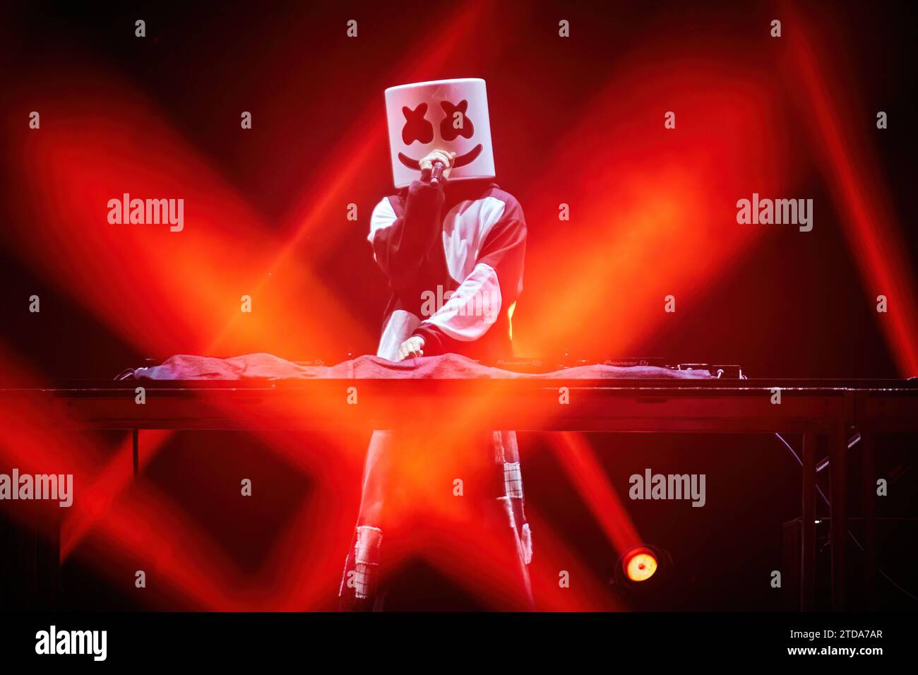 16 dicembre 2023. Sunrise, Florida, USA. Marshmello. Jingle Ball 2023 di iHeartRadio Y100 presente da Capital One. Da FLL a Miami. Foto Stock