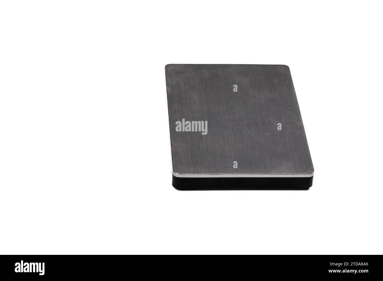 Disco rigido Silver usato di qualità su sfondo bianco - soluzione di backup e archiviazione affidabile Foto Stock