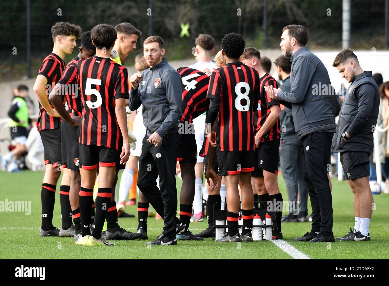 Swansea, Galles. 25 novembre 2023. Azione dell'Under 16 Professional Development League Cup match tra Swansea City e AFC Bournemouth alla Swansea City Academy di Swansea, Galles, Regno Unito, il 25 novembre 2023. Crediti: Duncan Thomas/Majestic Media. Foto Stock