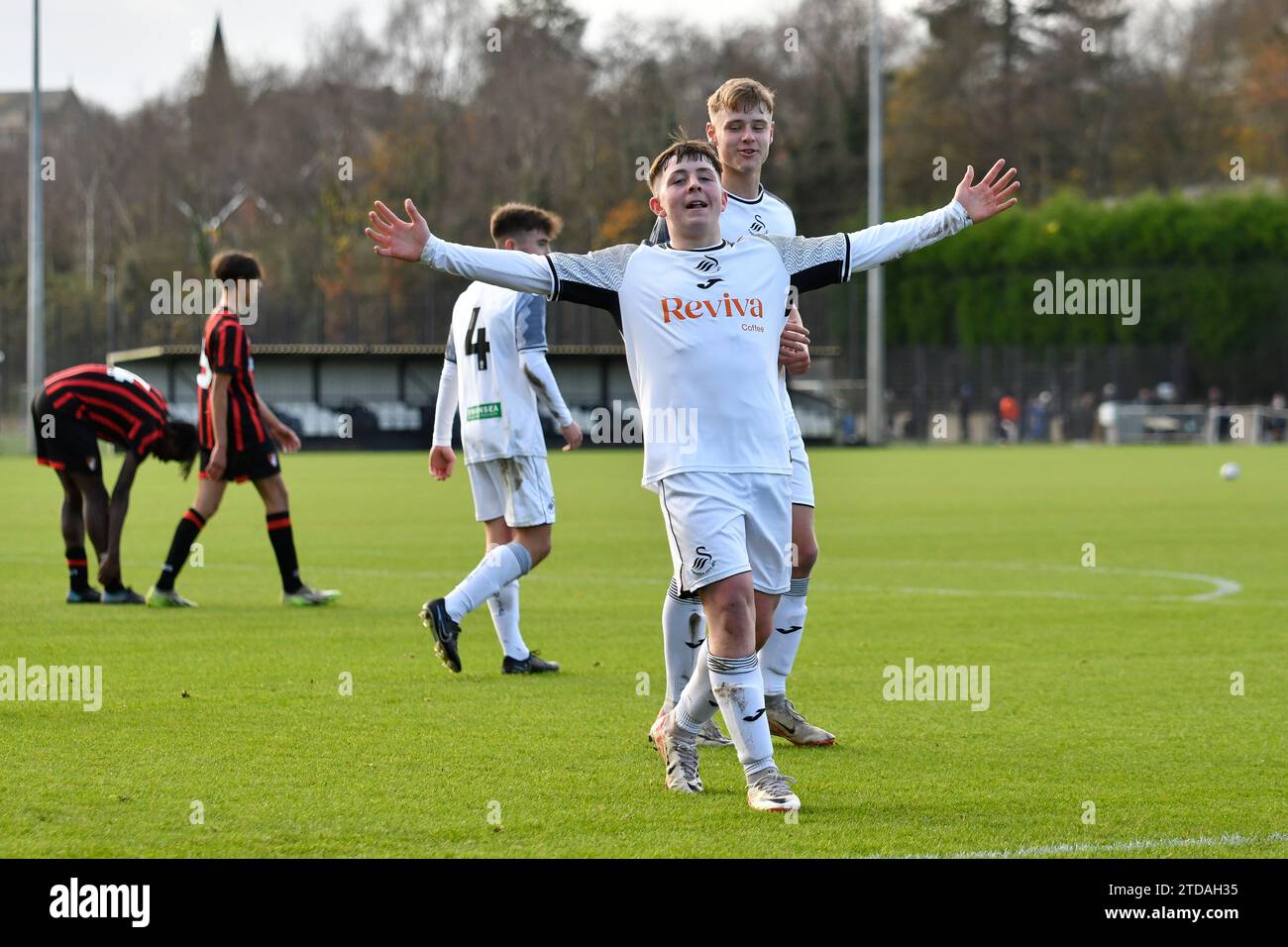 Swansea, Galles. 25 novembre 2023. Azione dell'Under 16 Professional Development League Cup match tra Swansea City e AFC Bournemouth alla Swansea City Academy di Swansea, Galles, Regno Unito, il 25 novembre 2023. Crediti: Duncan Thomas/Majestic Media. Foto Stock