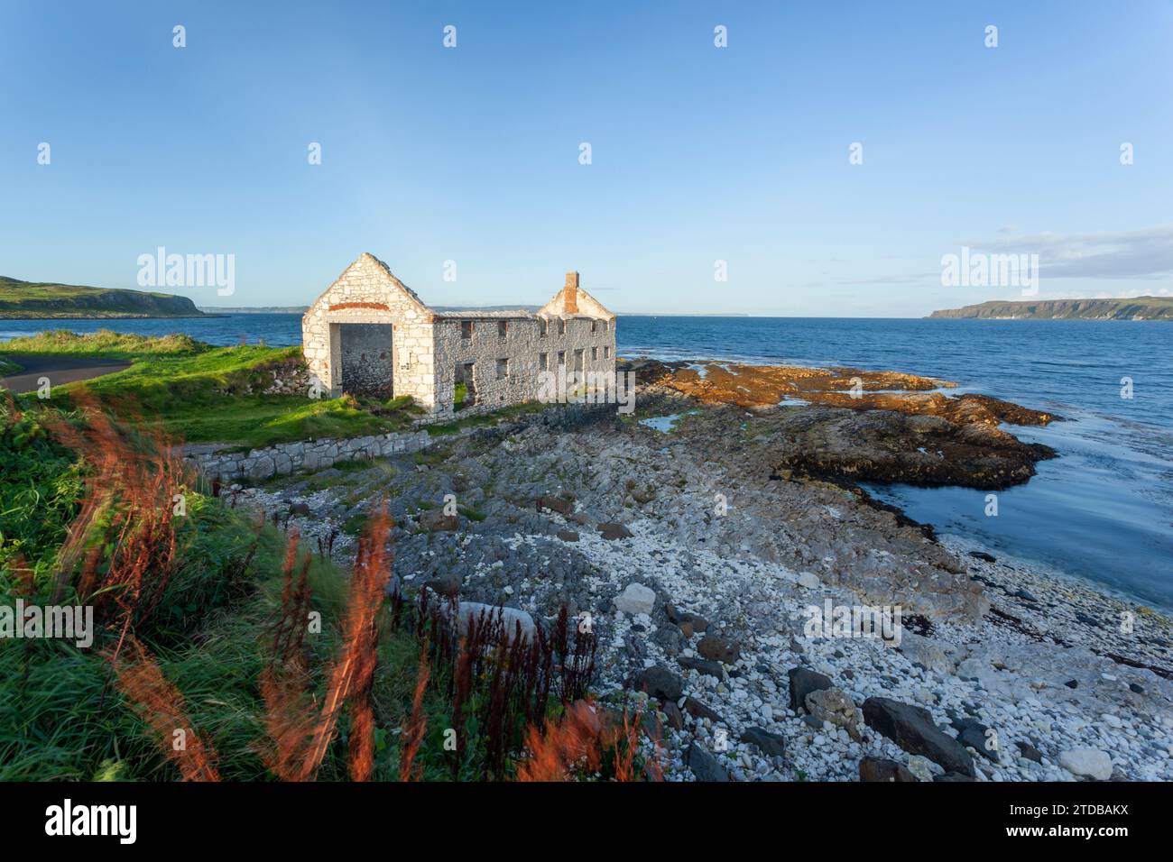 La Kelp House. Isola di Rathlin, Contea di Antrim, Irlanda del Nord. Foto Stock
