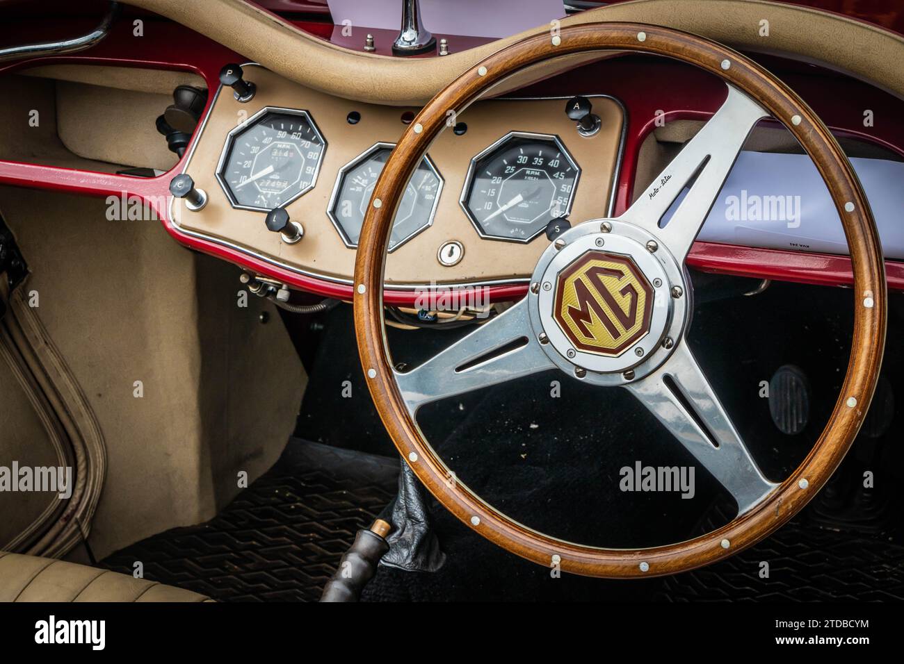 Auto sportiva britannica classica MG TF Foto Stock