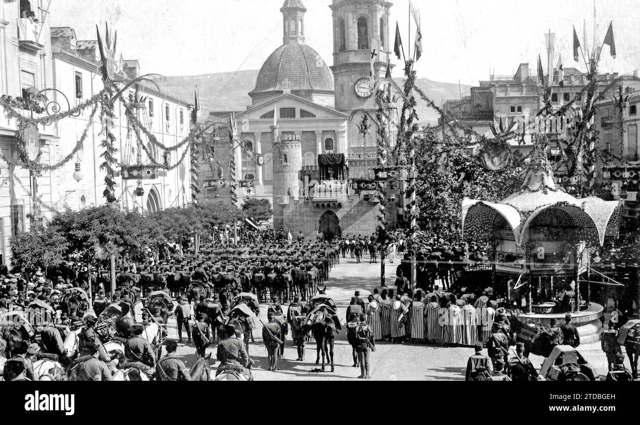 04/30/1919. Alcoy. Le feste di San Giorgio. Messa della campagna celebrata in onore del glorioso santo patrono della città. Crediti: Album / Archivo ABC / Matarredona Foto Stock