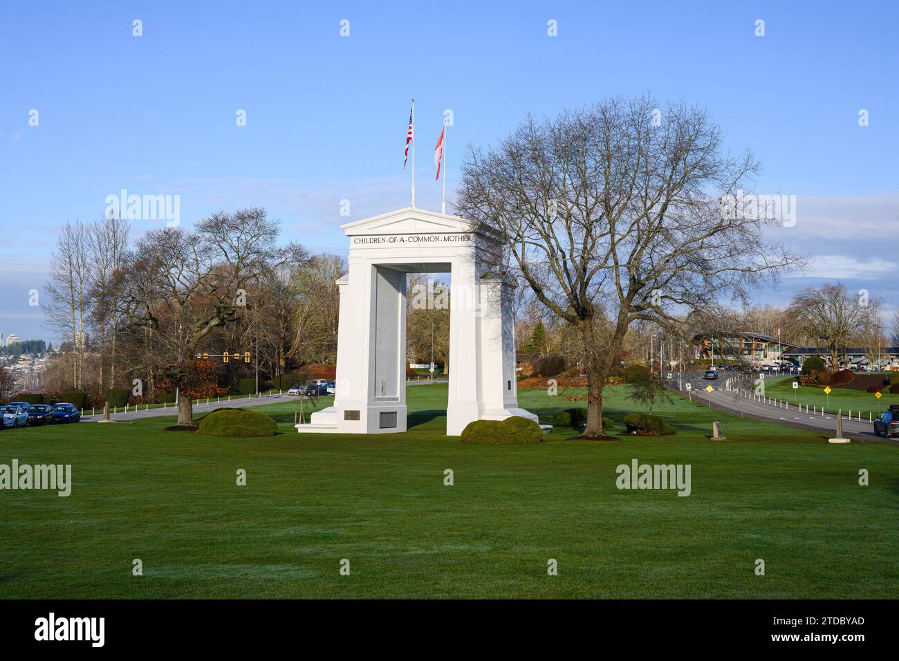 Blaine, WA, USA - 16 dicembre 2023; Peace Arch Monument al confine tra Stati Uniti e Canada Foto Stock