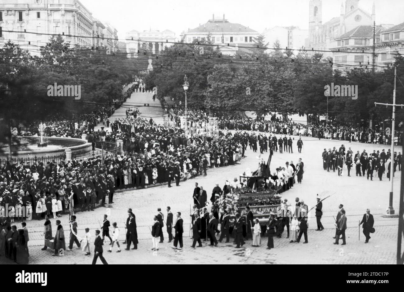 04/30/1922. Madrid. Centenario delle Canonizzazioni. Processione commemorativa delle Canonizzazioni di Sant'Ignazio di Loyola, San Francesco Saverio, Santa Teresa di Gesù e Sant'Isidro. Crediti: Album / Archivo ABC / Julio Duque Foto Stock