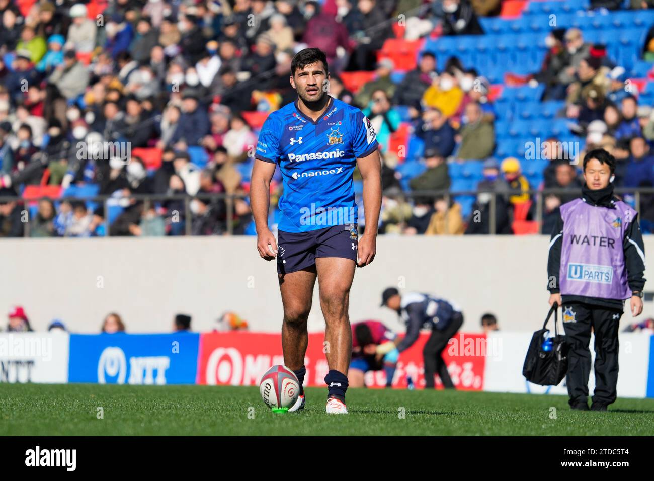 Higashi Osaka Giappone. 17 dicembre 2023. Damian De Allende (Wild Knights), 17 DICEMBRE 2023 - Rugby : Japan Rugby League One 2023-24 partita tra Hanazono Kintetsu Liners 0-49 Saitama Panasonic Wild Knights all'Hanazono Rugby Stadium di Higashi Osaka Giappone. Credito: SportsPressJP/AFLO/Alamy Live News Foto Stock
