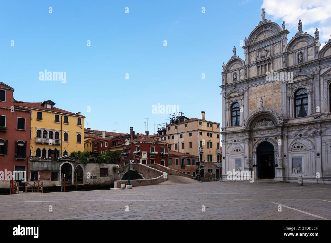 Venezia, Italia - 22 giugno 2023: Veduta della Scuola grande di San Marco situata in campo Santi Giovanni e Paolo. Foto Stock