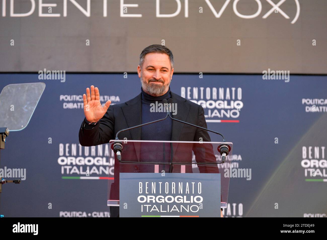 Italia, Roma, 17 dicembre 2023: Santiago Abascal, politico spagnolo e presidente del partito di estrema destra Vox, partecipa all'incontro "Atreju 2023". Foto © Stefano Carofei/sintesi/Alamy Live News Foto Stock