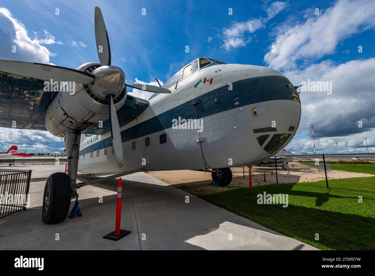 Aerei storici nel Royal Aviation Museum of Western Canada, Winnipeg, Manitoba, Canada, Nord America Foto Stock