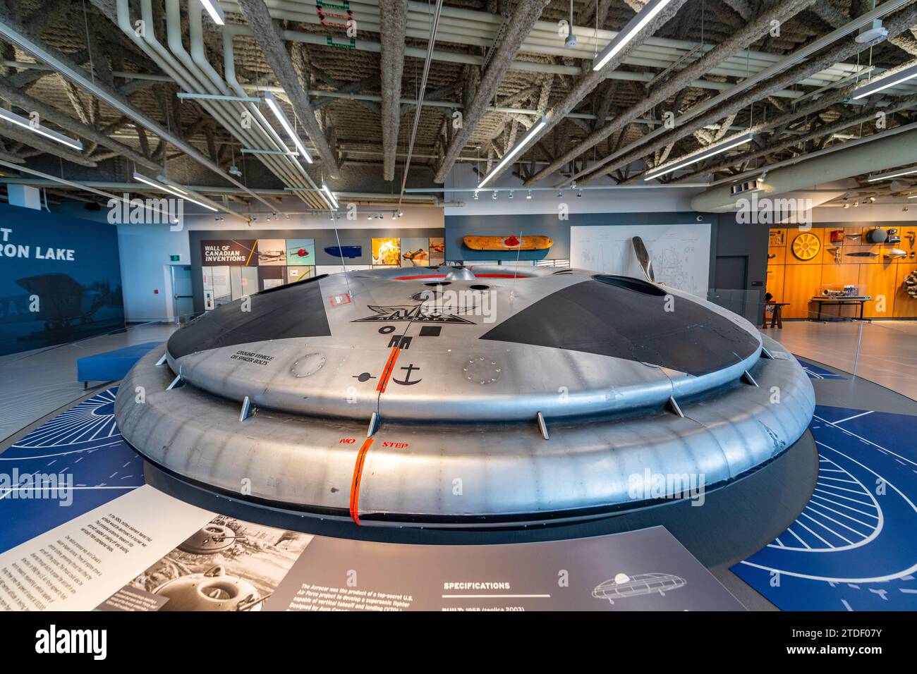 Aerei storici nel Royal Aviation Museum of Western Canada, Winnipeg, Manitoba, Canada, Nord America Foto Stock