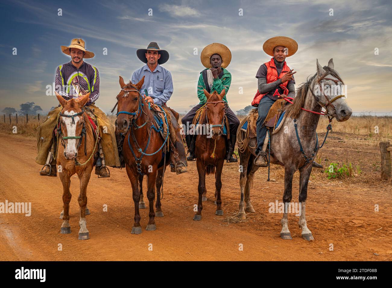Cowboys nell'allevamento di bestiame Kahombo, Malanje, Angola, Africa Foto Stock