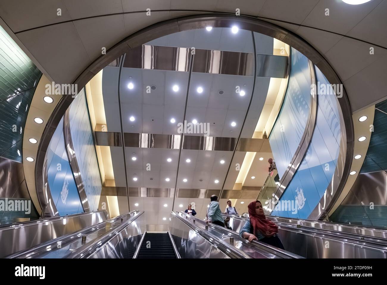 Dettaglio architettonico del Grand Central Madison, un terminal ferroviario per pendolari, sotto il Grand Central Terminal, per la Long Island Rail Road Foto Stock