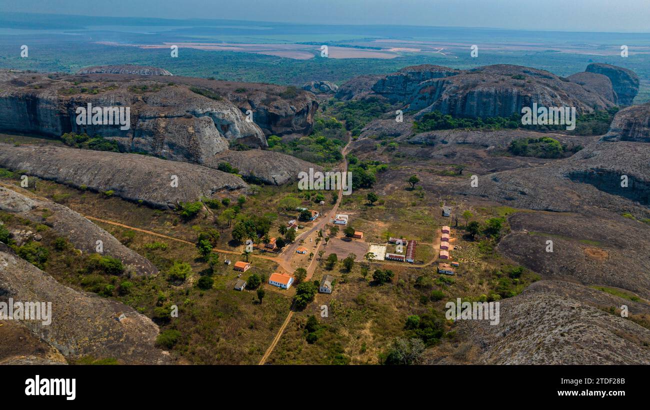 Aereo di rocce nere di Pungo Andongo, Malanje, Angola, Africa Foto Stock