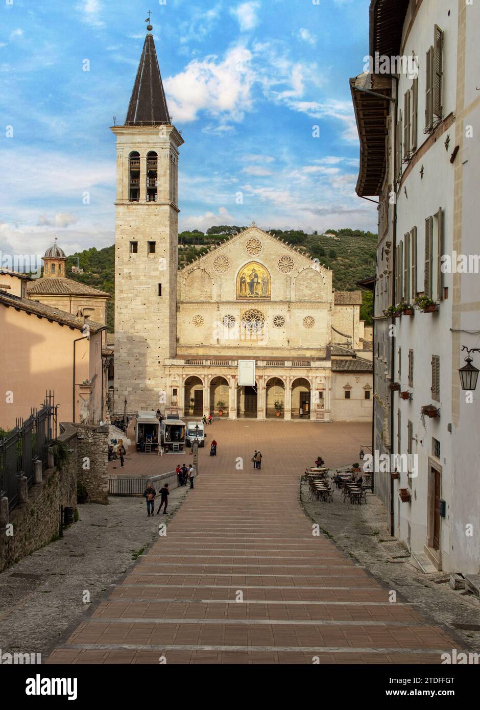 Spoleto, Italia - uno dei borghi più belli dell'Italia centrale, Spoleto mostra una meravigliosa città vecchia, con la sua famosa cattedrale Foto Stock
