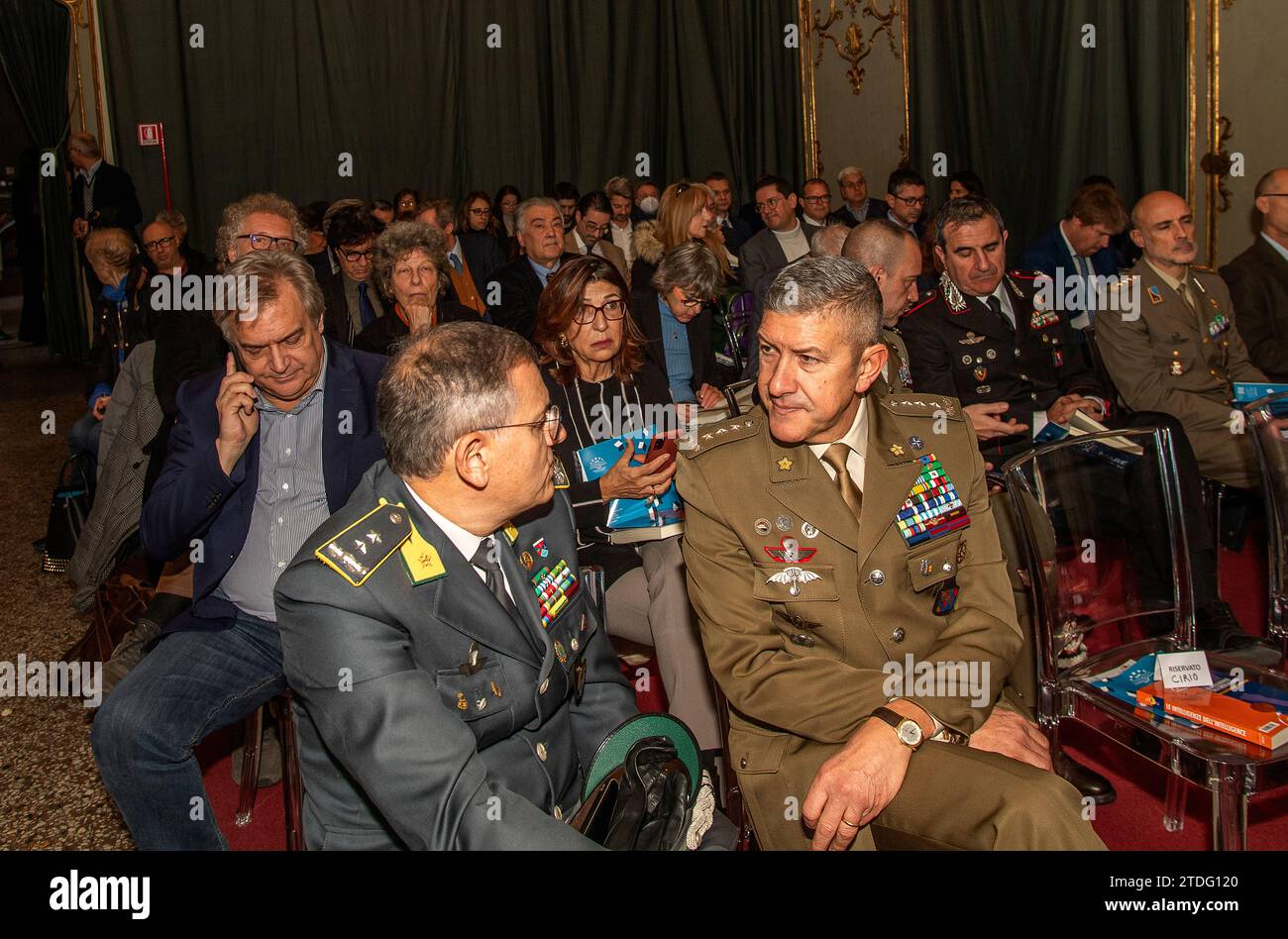 Italia Piemonte Torino Palazzo Carignano - Appartamento di mezzanotte - Meeting ' l'INTELLIGENZA e LA GUERRA LECTIO DI LUCIO CARACCIOLO' - IN OCCASIONE DEL 70 DELLO IUSE E DEL 30 DI LIMES, rivista geopolitica italiana Foto Stock