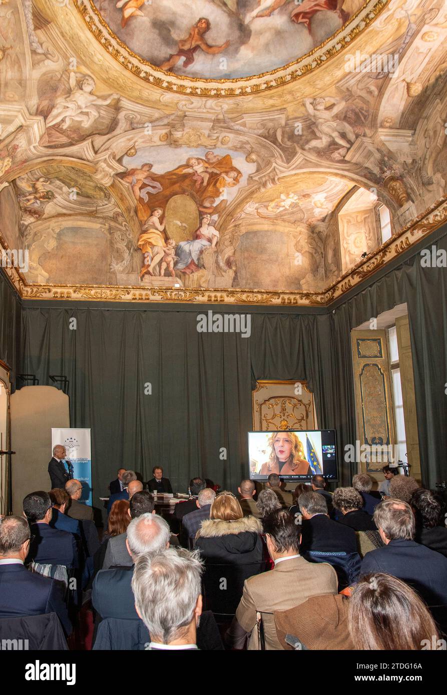 Italia Piemonte Torino Palazzo Carignano - Appartamento di mezzanotte - Meeting ' l'INTELLIGENZA e LA GUERRA LECTIO DI LUCIO CARACCIOLO' - IN OCCASIONE DEL 70 DELLO IUSE E DEL 30 DI LIMES, rivista geopolitica italiana Foto Stock