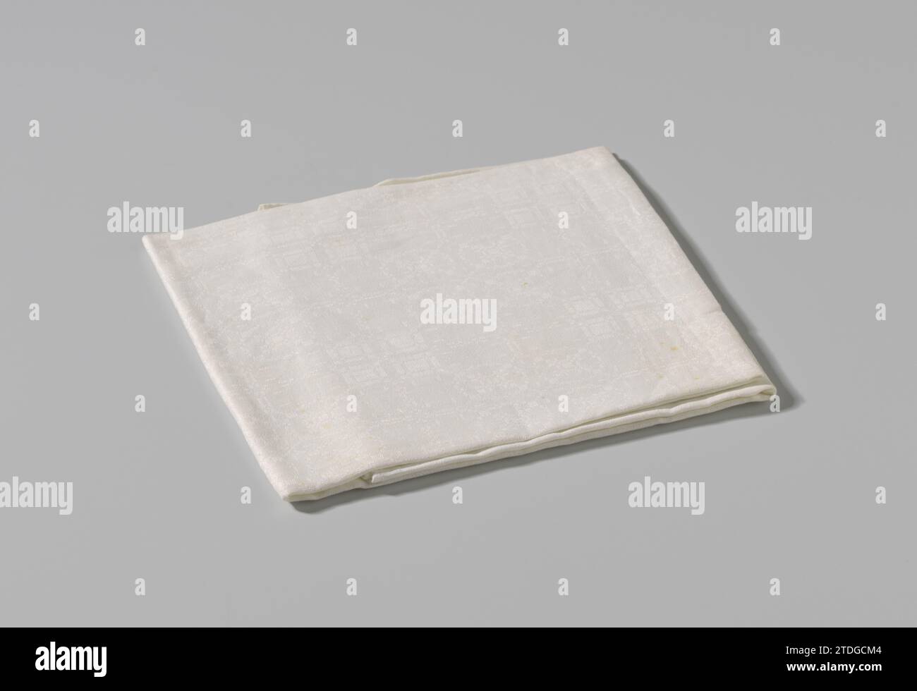 Frammento di tovagliolo di lino bianco con motivo a buccia , c. 1690 - c. 1710 frammento di tovagliolo di cicoria con motivo a buccia. Lino dei Paesi Bassi settentrionali (materiale) frammento di un tovagliolo di cicoria con motivo a buccia. Lino dei Paesi Bassi settentrionali (materiale) Foto Stock