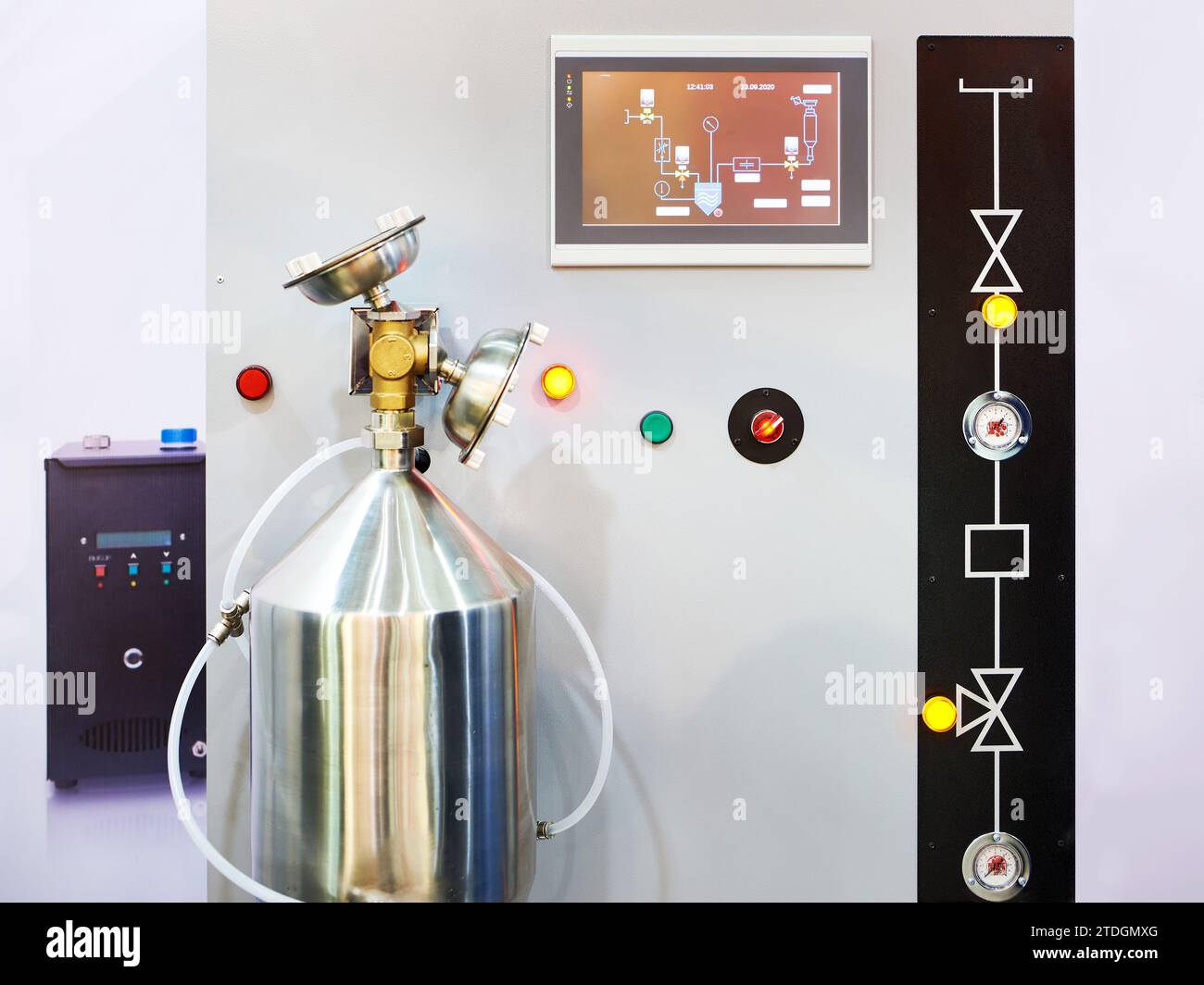 Configurazione in laboratorio per la determinazione dell'indice Davidson - resistenza all'abrasione dei catalizzatori Foto Stock