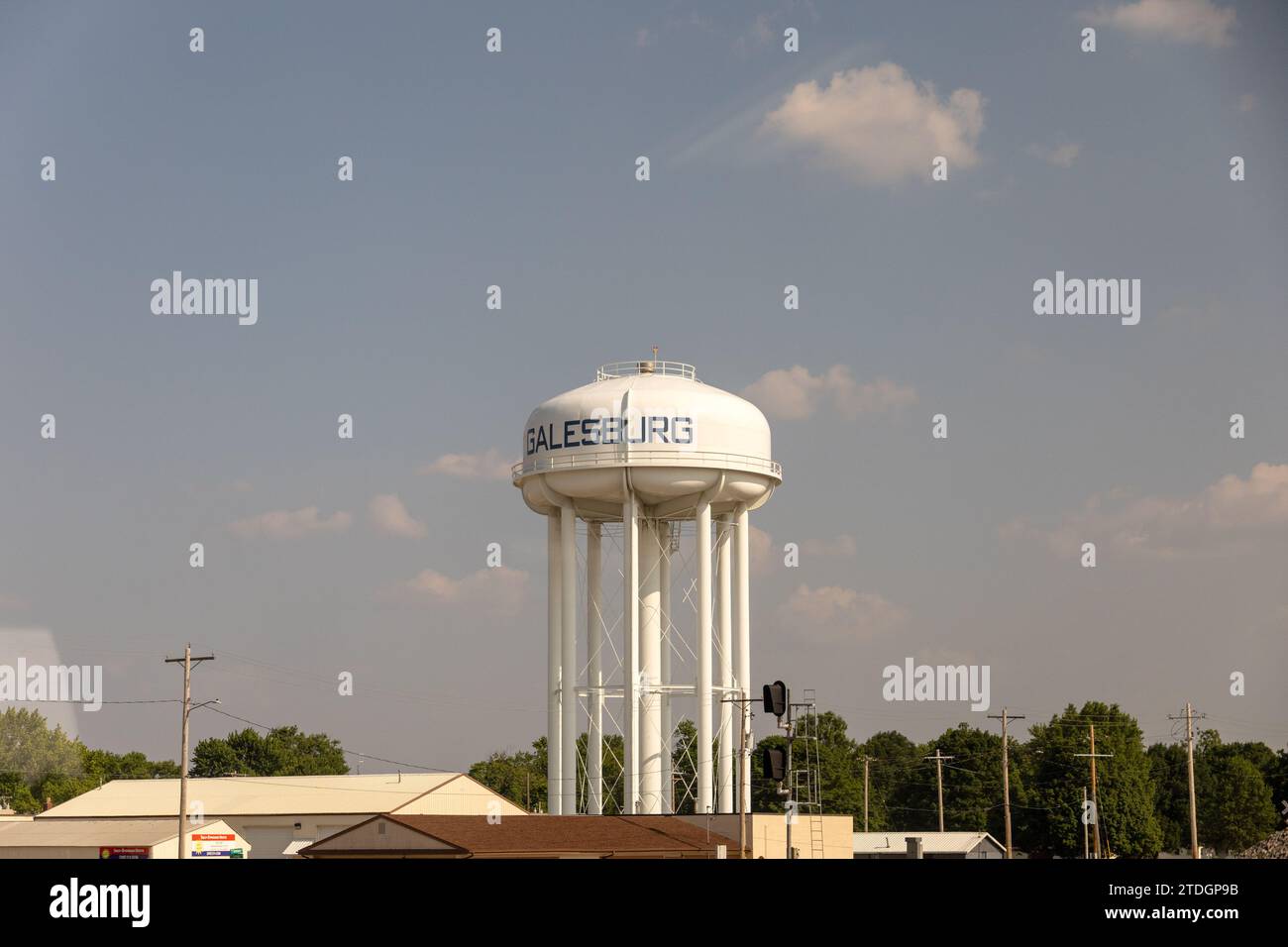 Water Tower a Galesburg Illinois la prima fermata per il treno Amtrak California Zephyr verso ovest da Chicago, 21 giugno 2023 Foto Stock