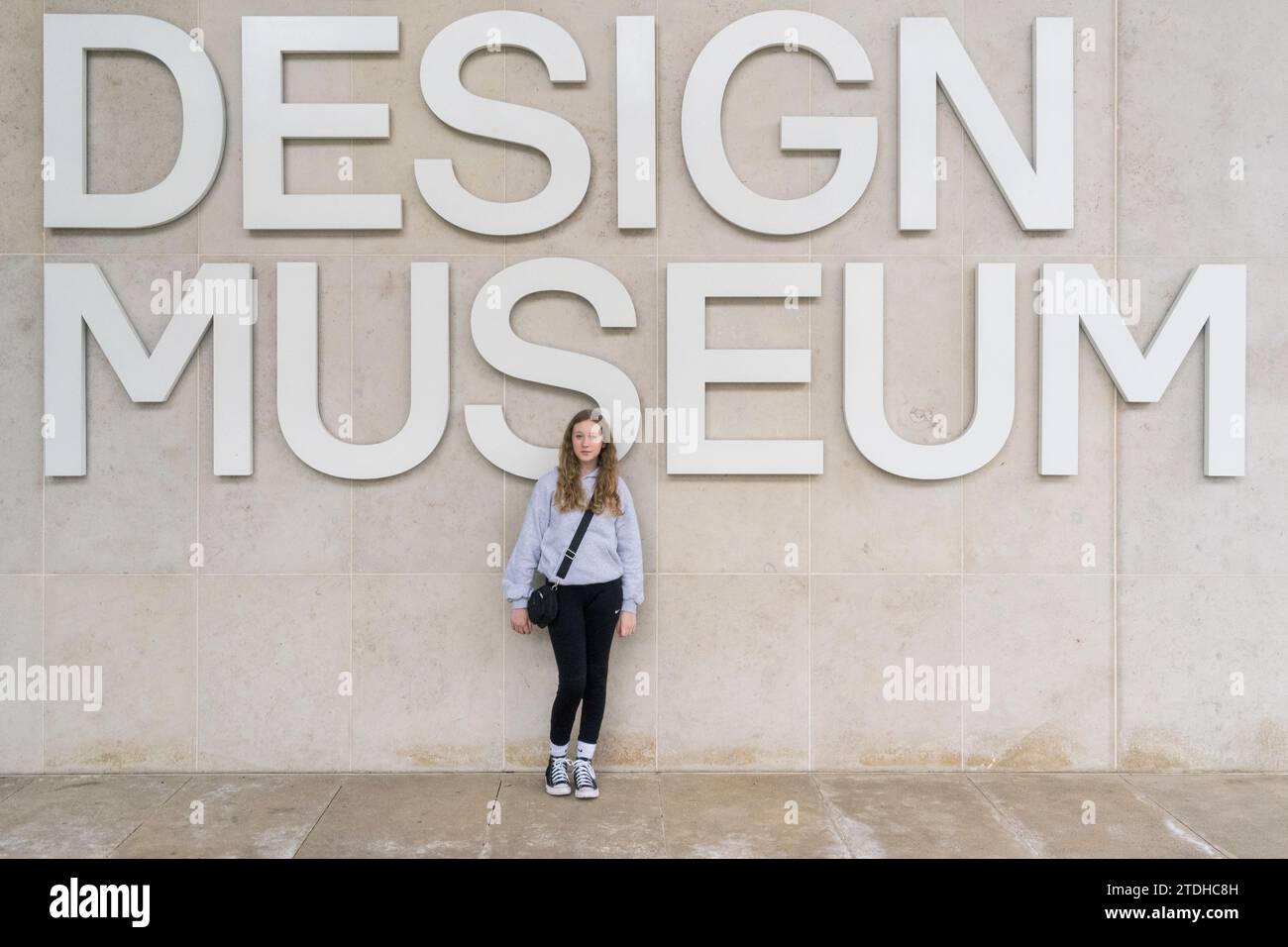 Godetevi la mostra ASMR a Londra al Design Museum Foto Stock