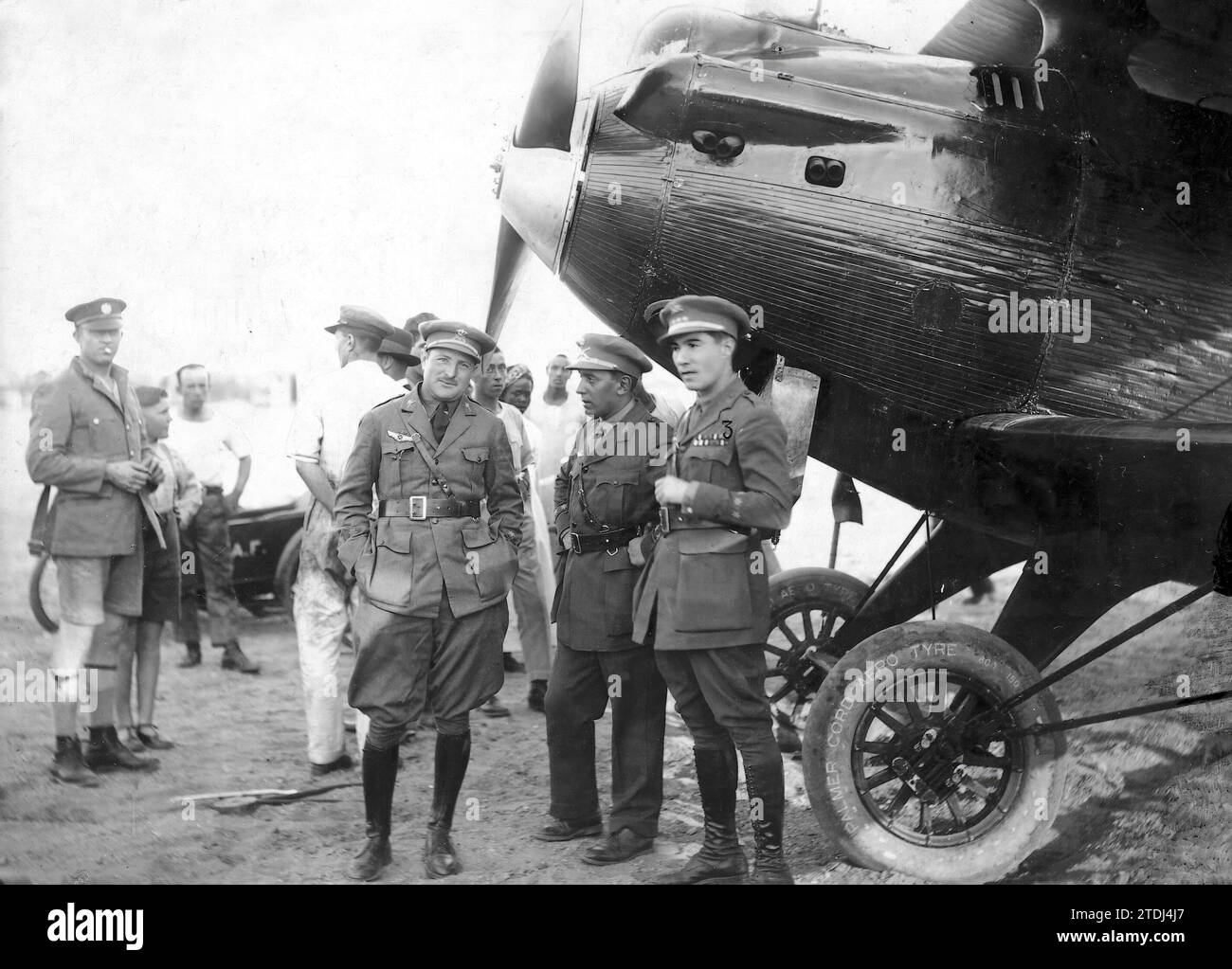 04/08/1926. González Gallarza e Loriga, poco prima di iniziare la spedizione. Crediti: Album / Archivo ABC Foto Stock