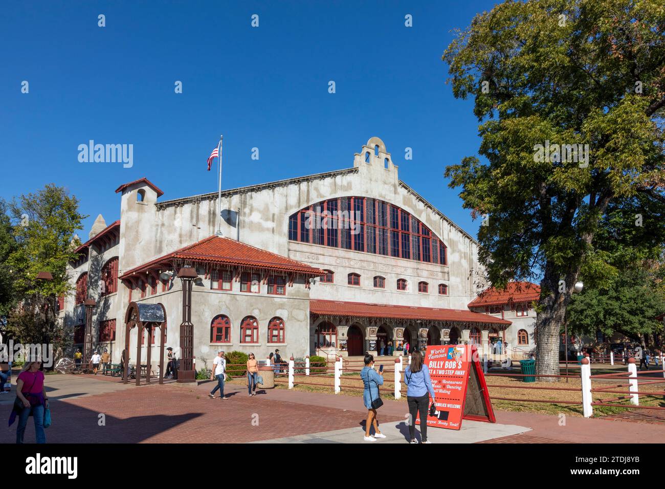 Fort Worth, Texas - 4 novembre 2023: L'edificio Live Stock Exchange situato nel famoso Stockyards è ora sede del North Fort Worth Historical Foto Stock