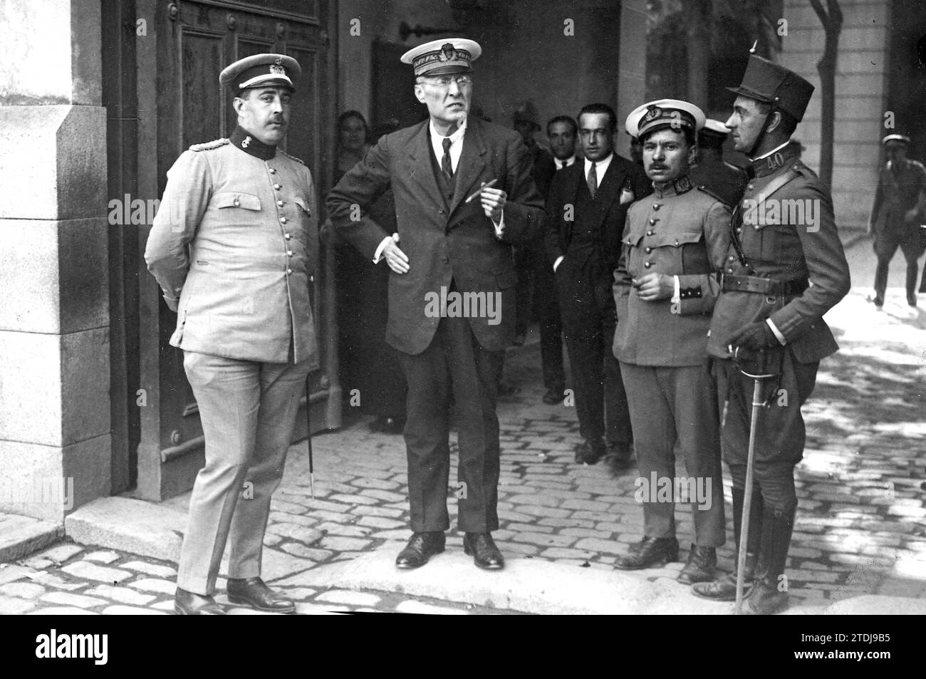 10/01/1923. Madrid. Il processo contro gli assassini del signor dato. Il direttore della prigione, il signor Rostan (X), in attesa dell'arrivo dei magistrati per la sessione di ieri. Crediti: Album / Archivo ABC / José Zegri Foto Stock