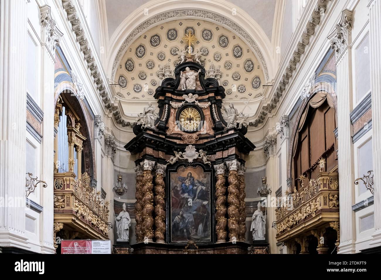 Interno di San Filippo Neri, chiesa cattolica romana in stile tardo barocco situata a Torino, regione Piemonte, Italia, Foto Stock