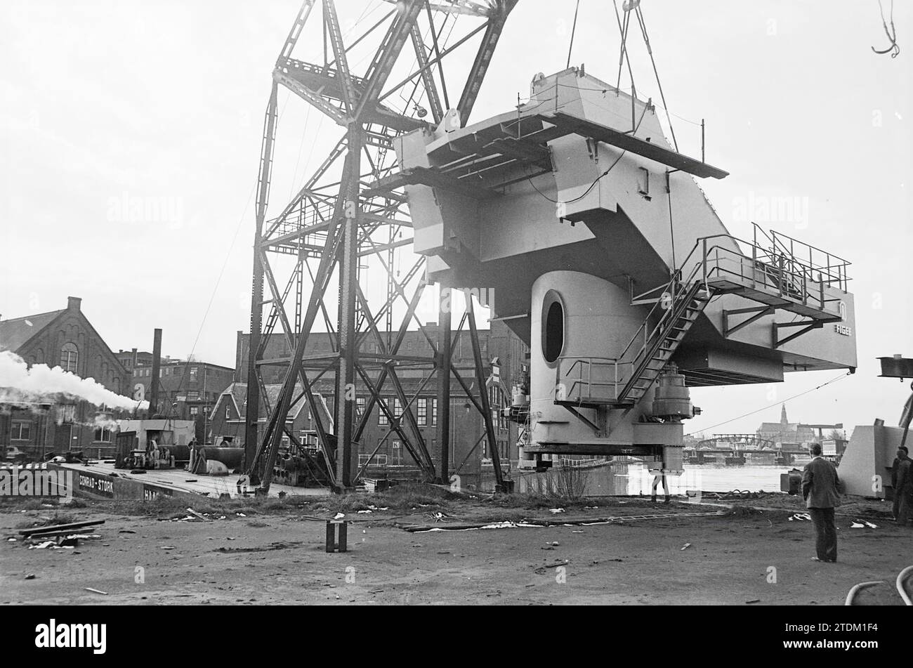 Rapporto alla Construction Company Figee, 00-00-1972, Whizgle News from the Past, su misura per il futuro. Esplora le narrazioni storiche, l'immagine dell'agenzia olandese olandese con una prospettiva moderna, colmando il divario tra gli eventi di ieri e quelli di domani. Un viaggio senza tempo che delinea le storie che plasmano il nostro futuro Foto Stock