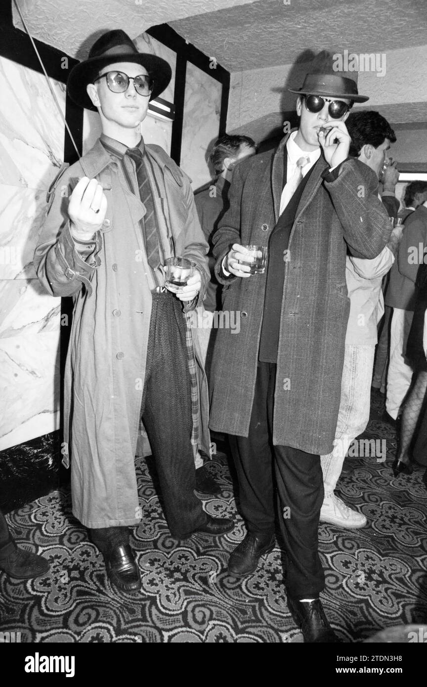 Premiere Untouchables, Filming, Filming, 07-10-1987, Whizgle News from the Past, Tailored for the Future. Esplora le narrazioni storiche, l'immagine dell'agenzia olandese olandese con una prospettiva moderna, colmando il divario tra gli eventi di ieri e quelli di domani. Un viaggio senza tempo che delinea le storie che plasmano il nostro futuro Foto Stock