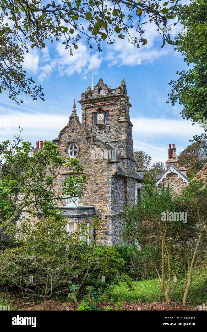 Torre e timpano di la Seigneurie House, Sark, Bailiwick di Guernsey, Isole del Canale Foto Stock