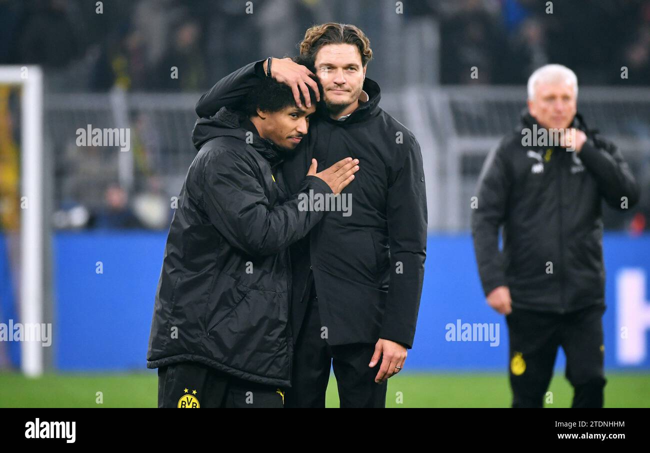 Champions League, Signal Iduna Park Dortmund: Borussia Dortmund vs Paris Saint Germain; Cheftrainer Edin Terzic (BVB) e Karim Adeyemi (BVB) aftewr il matchg Foto Stock