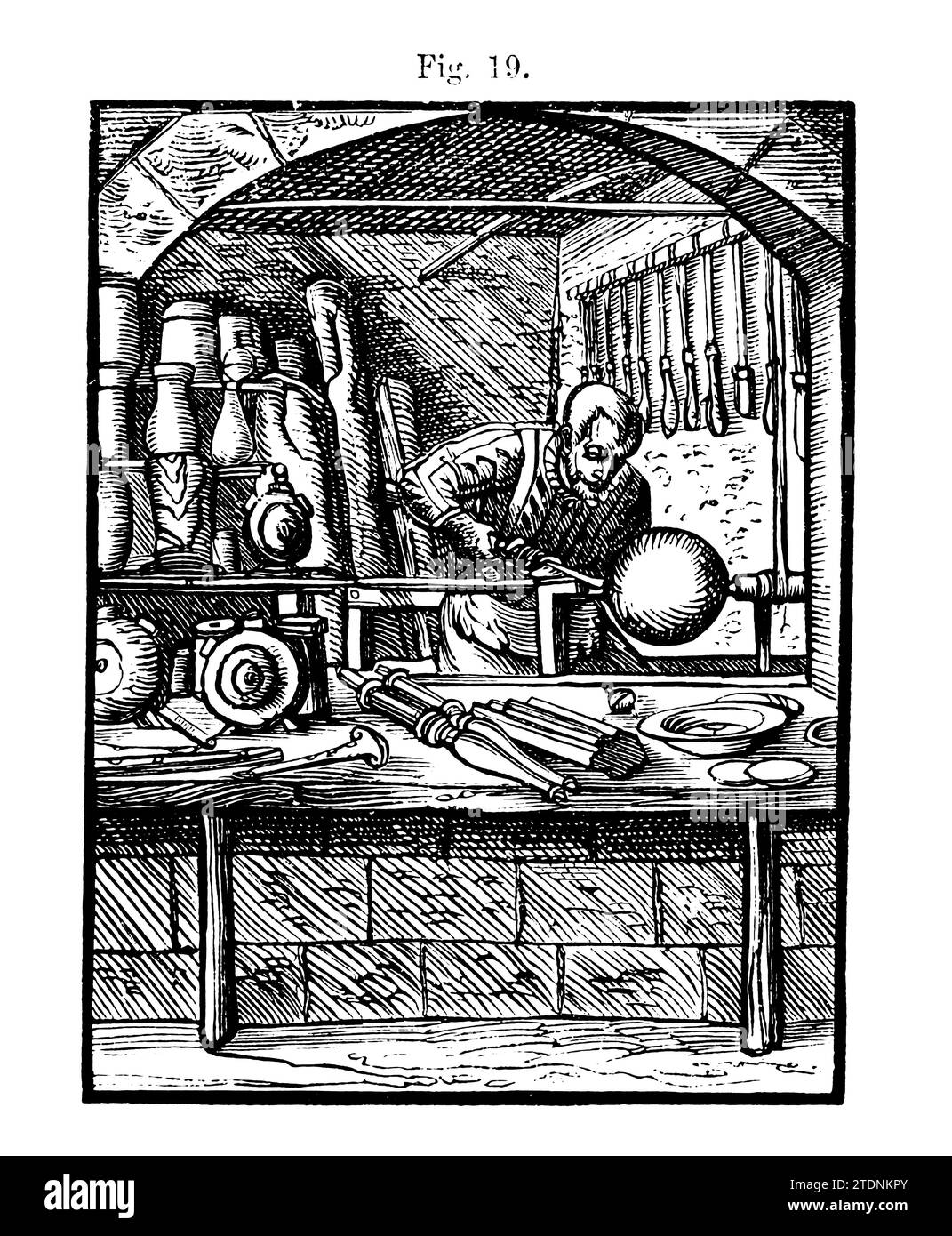 Tornio polacco del XVI secolo dal libro Turning and Mechanical Manipulation inteso come un'opera di riferimento generale e di istruzione pratica sul tornio, e le varie attività meccaniche seguite da dilettanti volume 4 di Charles Holtzapffel (1806-1847) pubblicato nel 1850 dalla Holtzapffel Company of tool and Tornio Makers Foto Stock