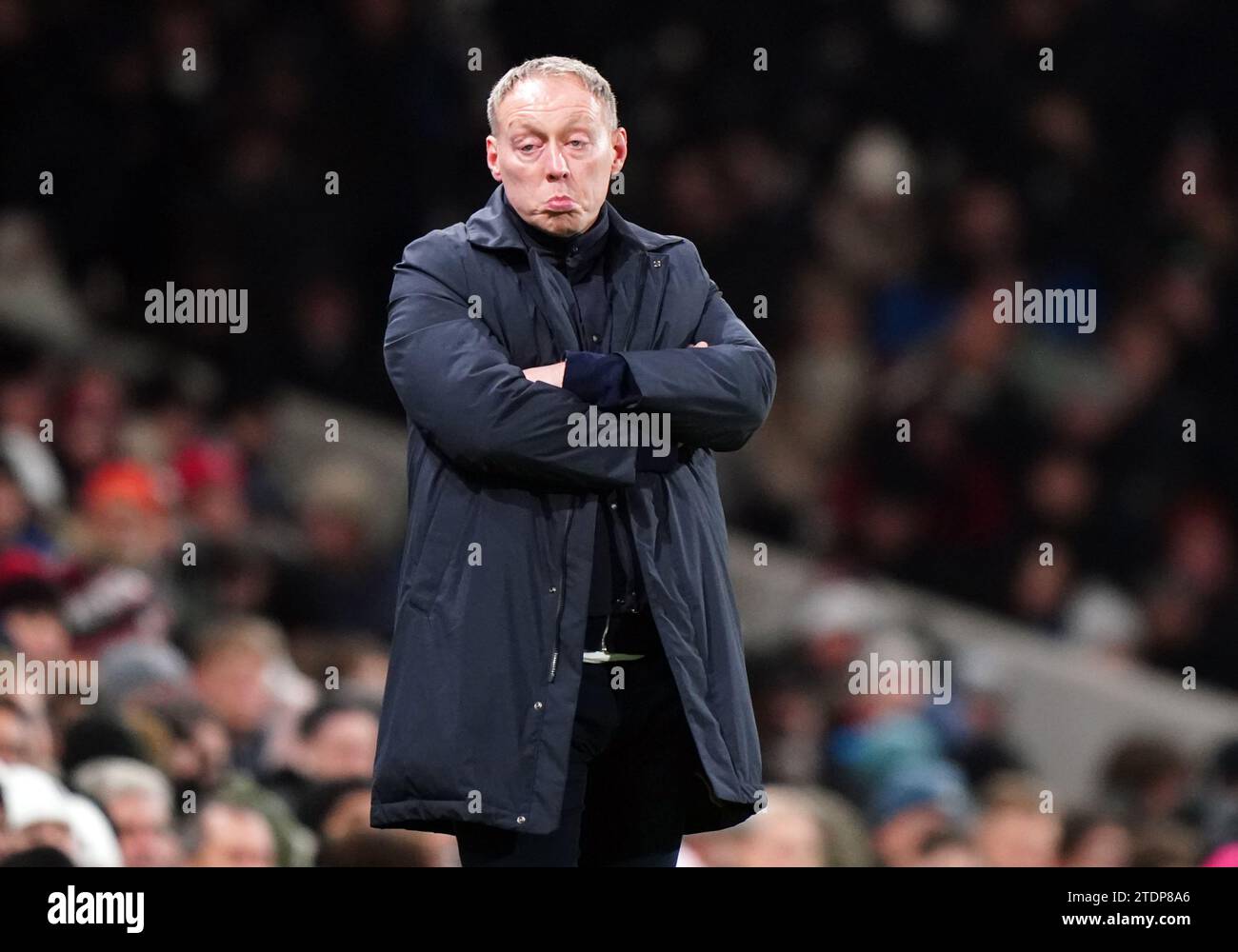 Foto del file datata 06/12/23 di Steve Cooper. La posizione del capo della Nottingham Forest Steve Cooper è sotto grave minaccia dopo che il club ha tenuto colloqui con l'ex capo dei Wolves e del Tottenham Nuno Espirito Santo per prendere il controllo al City Ground, l'agenzia di stampa della PA capisce. Data di emissione: Martedì 19 dicembre 2023. Foto Stock