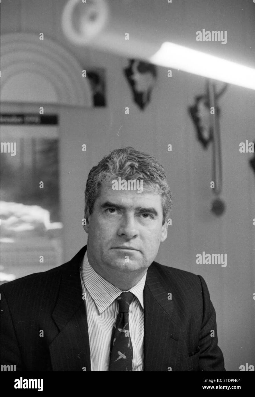 Signor De Groot, Van Gelder Recycling, 23-01-1991, Whizgle News from the Past, su misura per il futuro. Esplora le narrazioni storiche, l'immagine dell'agenzia olandese olandese con una prospettiva moderna, colmando il divario tra gli eventi di ieri e quelli di domani. Un viaggio senza tempo che delinea le storie che plasmano il nostro futuro Foto Stock