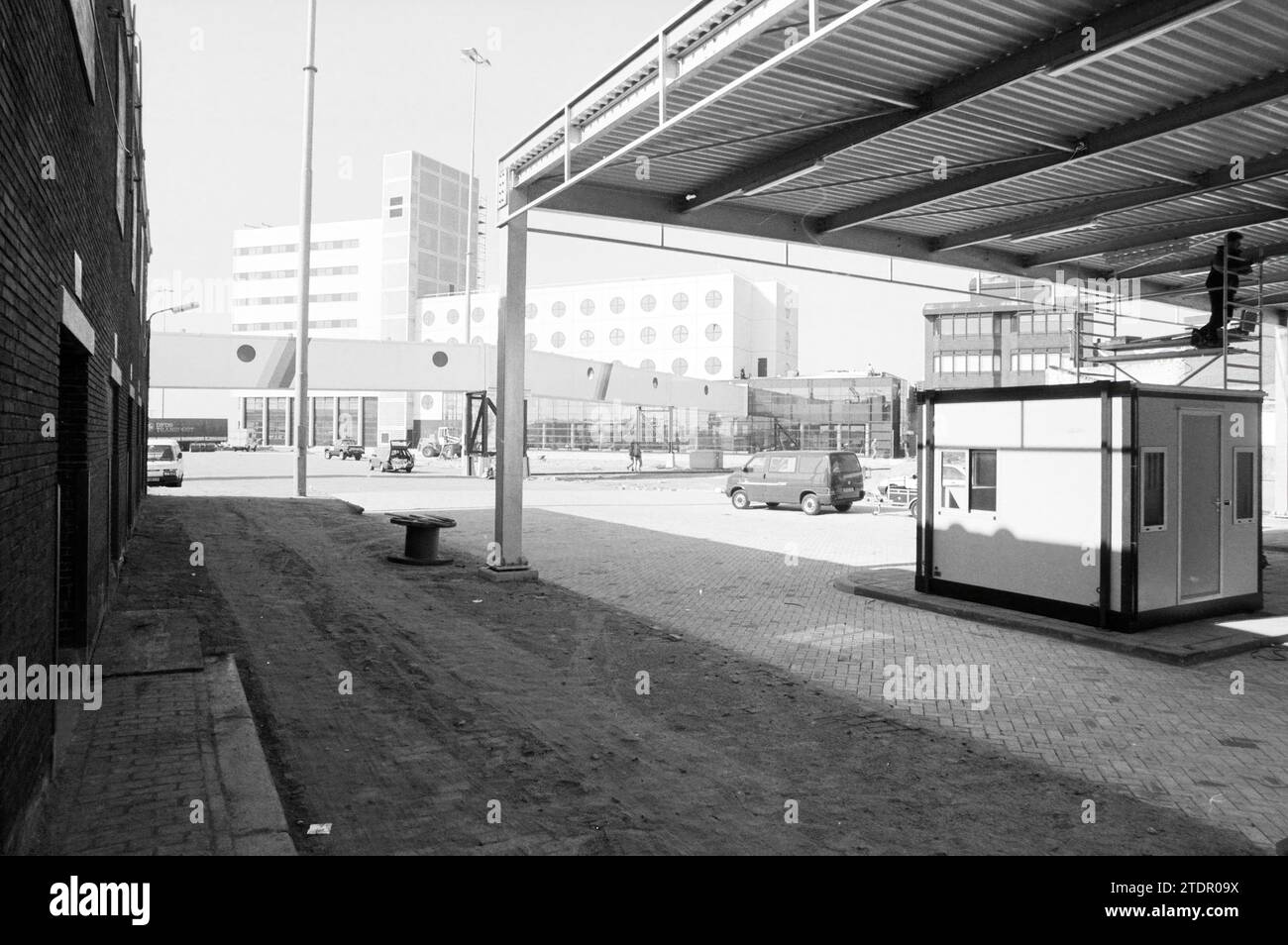 Auto d'ingresso Felison Terminal IJmuiden, IJmuiden, Sluisplein, Paesi Bassi, 23-03-1994, Whizgle News dal passato, su misura per il futuro. Esplora le narrazioni storiche, l'immagine dell'agenzia olandese olandese con una prospettiva moderna, colmando il divario tra gli eventi di ieri e quelli di domani. Un viaggio senza tempo che delinea le storie che plasmano il nostro futuro Foto Stock