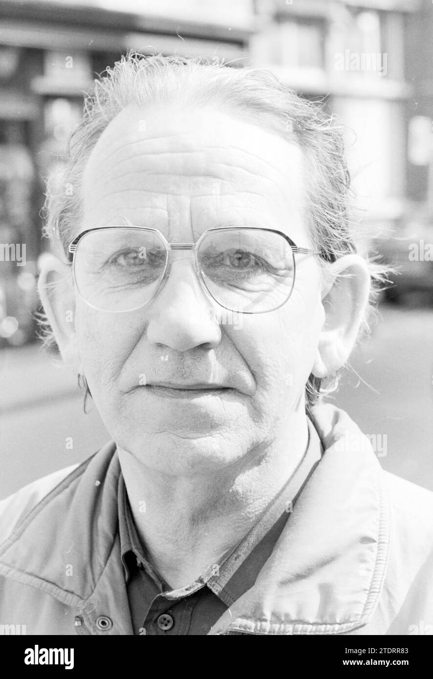 Ophoen, Bondesteyn, Kemmeren, vd Wouden, Wil Verhoef, skipper, Werven, Smits, Overtooom, Bos, Nagtegaal (2x), Verdonschot, Deutekom, Loks, Gianlantis, Hellingman, Portraits Talk of the day, 06-04-1988, Whizgle News from the Past, su misura per il futuro. Esplora le narrazioni storiche, l'immagine dell'agenzia olandese olandese con una prospettiva moderna, colmando il divario tra gli eventi di ieri e quelli di domani. Un viaggio senza tempo che delinea le storie che plasmano il nostro futuro Foto Stock