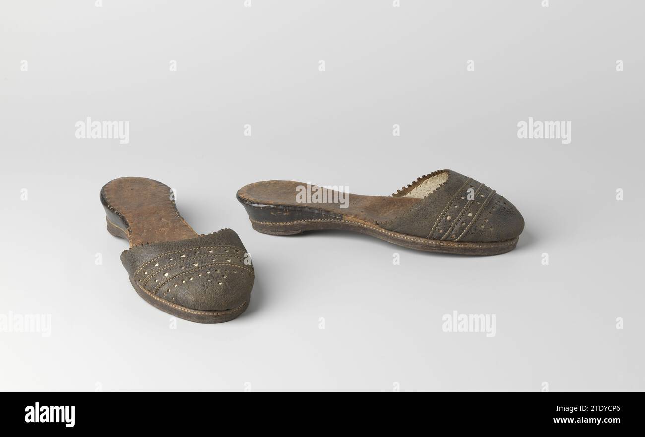 Tacco a zeppa immagini e fotografie stock ad alta risoluzione Alamy