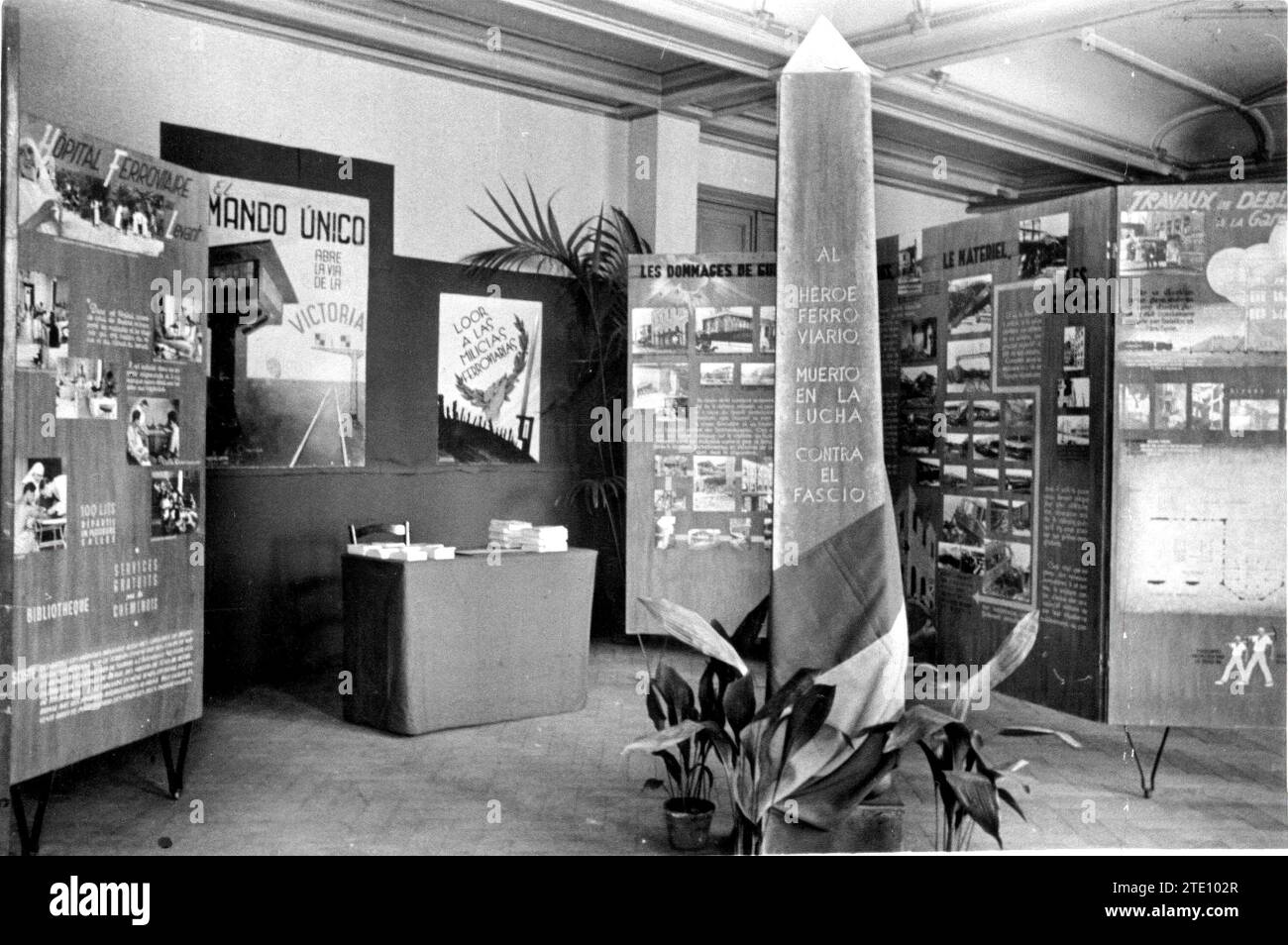 06/07/1938. Mostra in omaggio alla causa repubblicana in Spagna, a Bruxelles (Belgio). Foto Waro. Crediti: Album / Archivo ABC / Waro Foto Stock