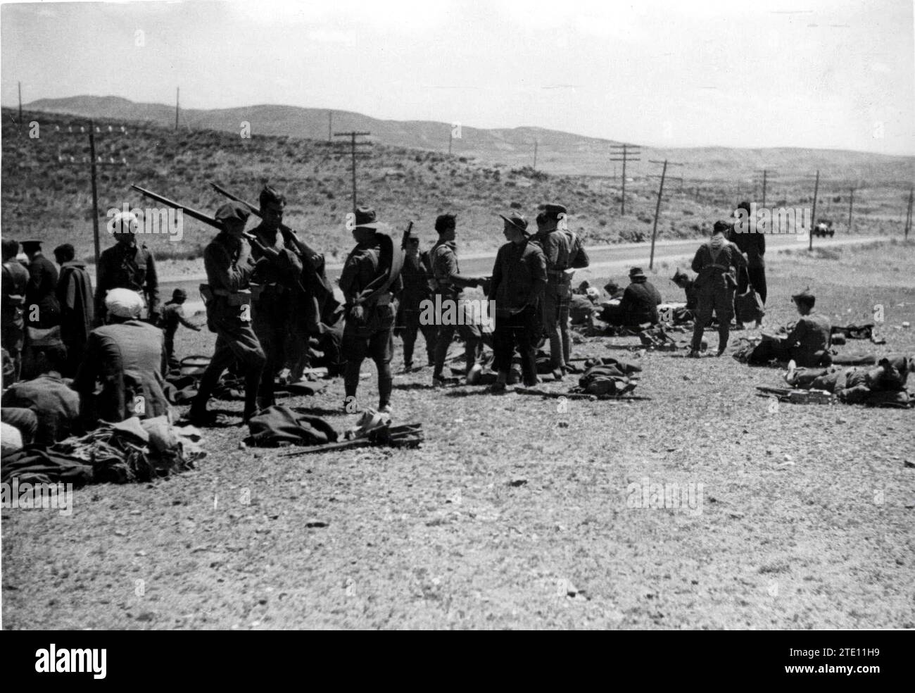 07/31/1936. Truppe che mangiano e riposano negli avamposti di Somosierra. Crediti: Album / Archivo ABC / Alfonso Foto Stock