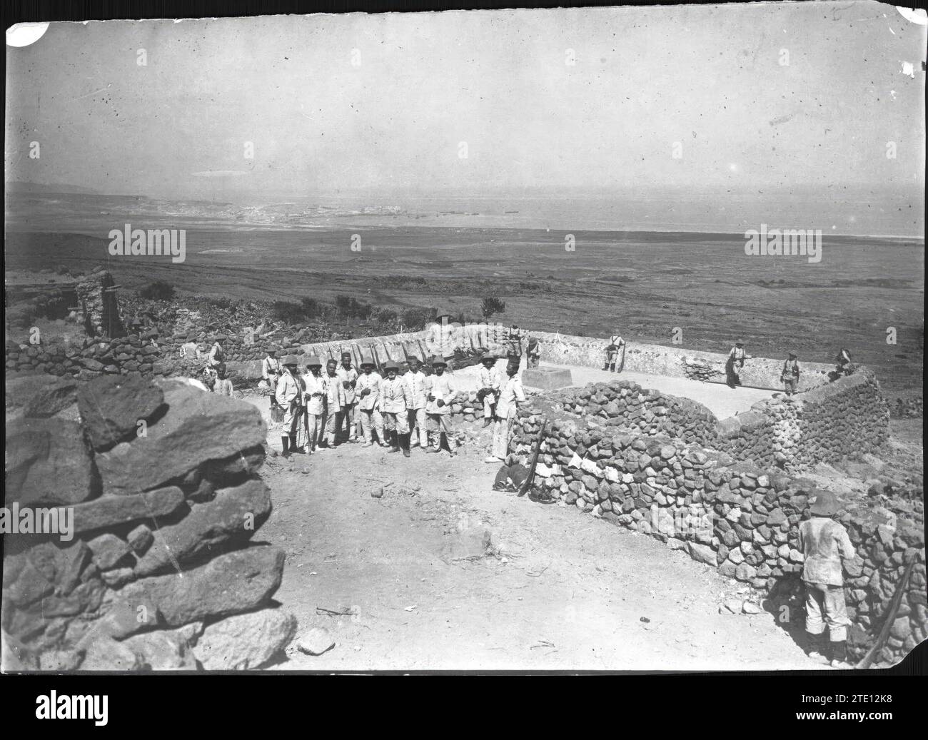 Melilla, 1909. Guerra marocchina, fortificazione spagnola vicino al monte Gurugu. Crediti: Album / Archivo ABC Foto Stock