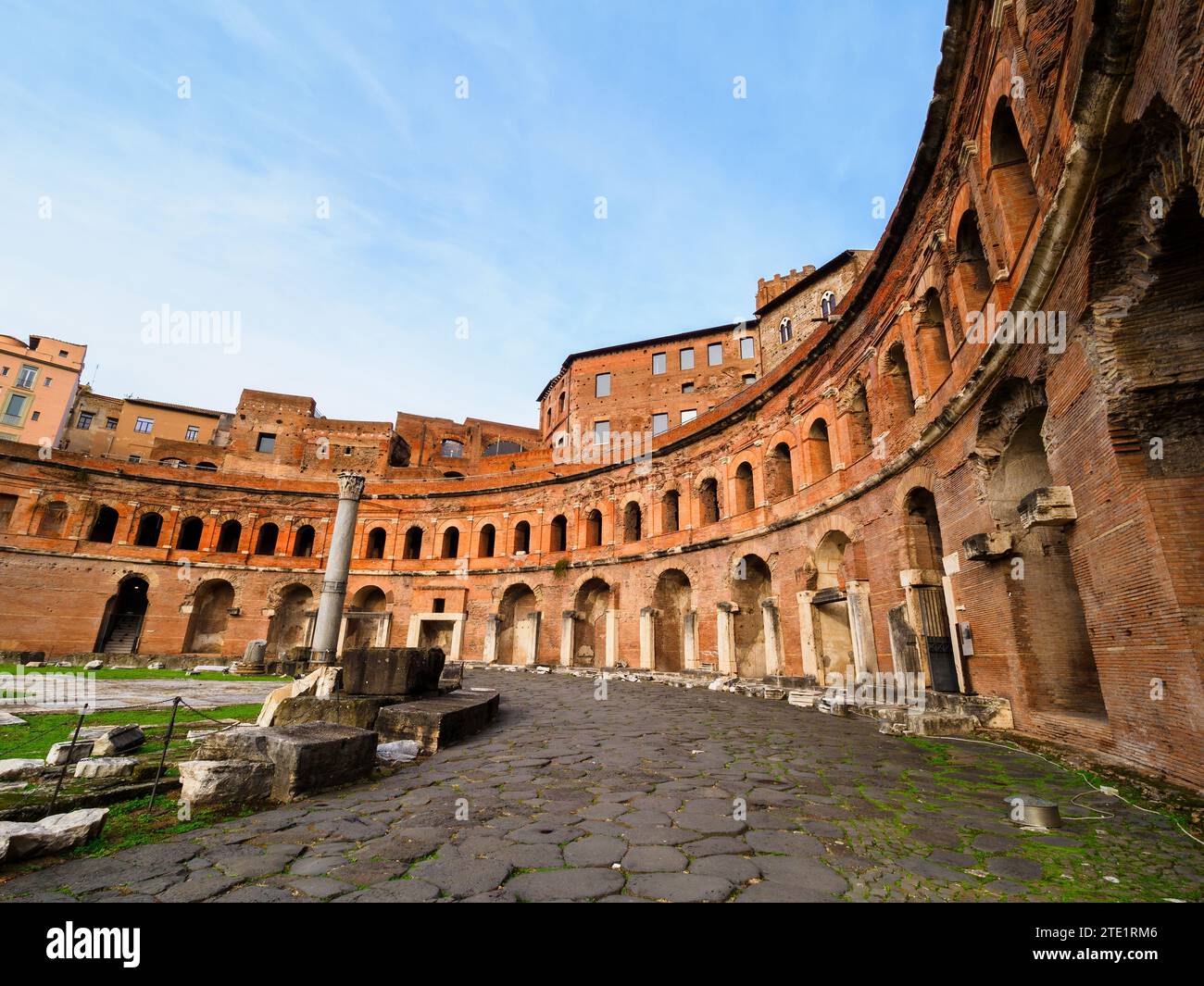 Le grandi rovine emicicicliche del mercato di Traiano - Museo dei fori Imperiali - Roma, Italia Foto Stock