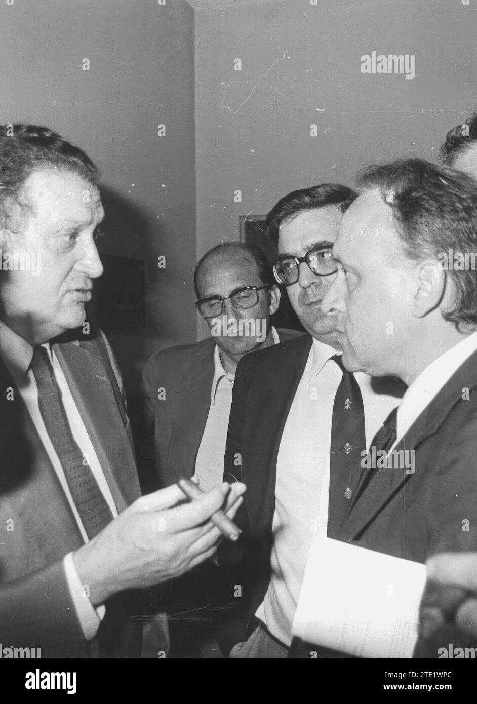 07/19/1978. Xabier Arzallus parla con Fernando Álvarez de Miranda nelle Cortes. Crediti: Album / Archivo ABC / Teodoro Naranjo Domínguez Foto Stock