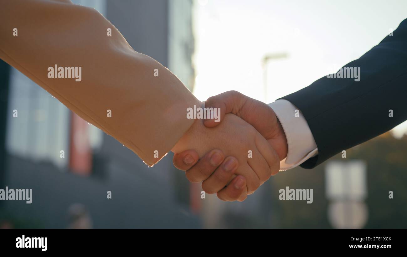 Stretta di mano d'affari insieme uomo d'affari donna uomo d'affari affari affari affari affari affari affari affari affari affari affari affari affari affari affari affari affari affari affari affari affari affari affari affari affari affari Foto Stock