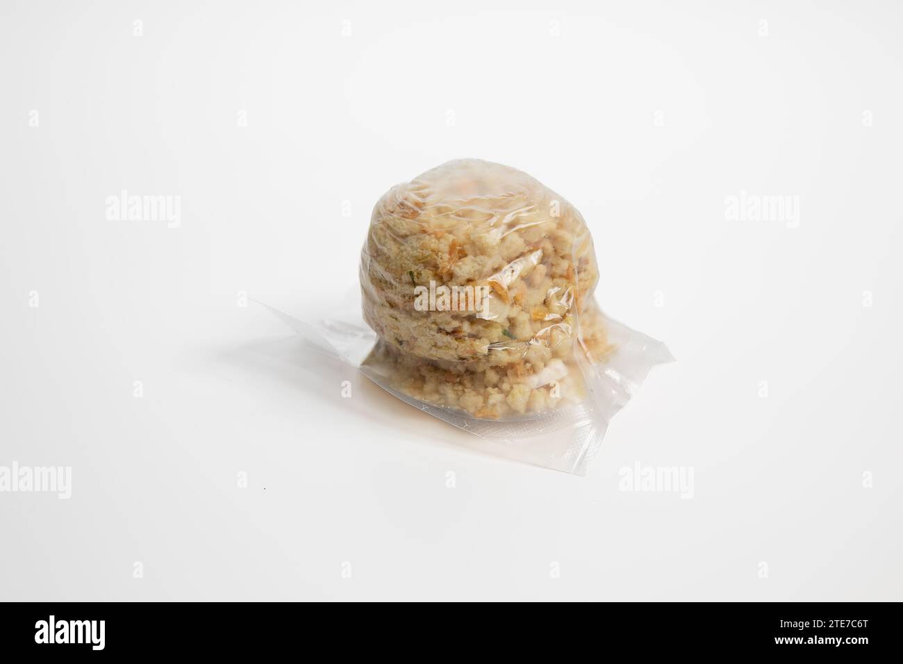 Pane Dumpling realizzato in commercio in sacchetto di plastica. Cibo europeo Foto Stock