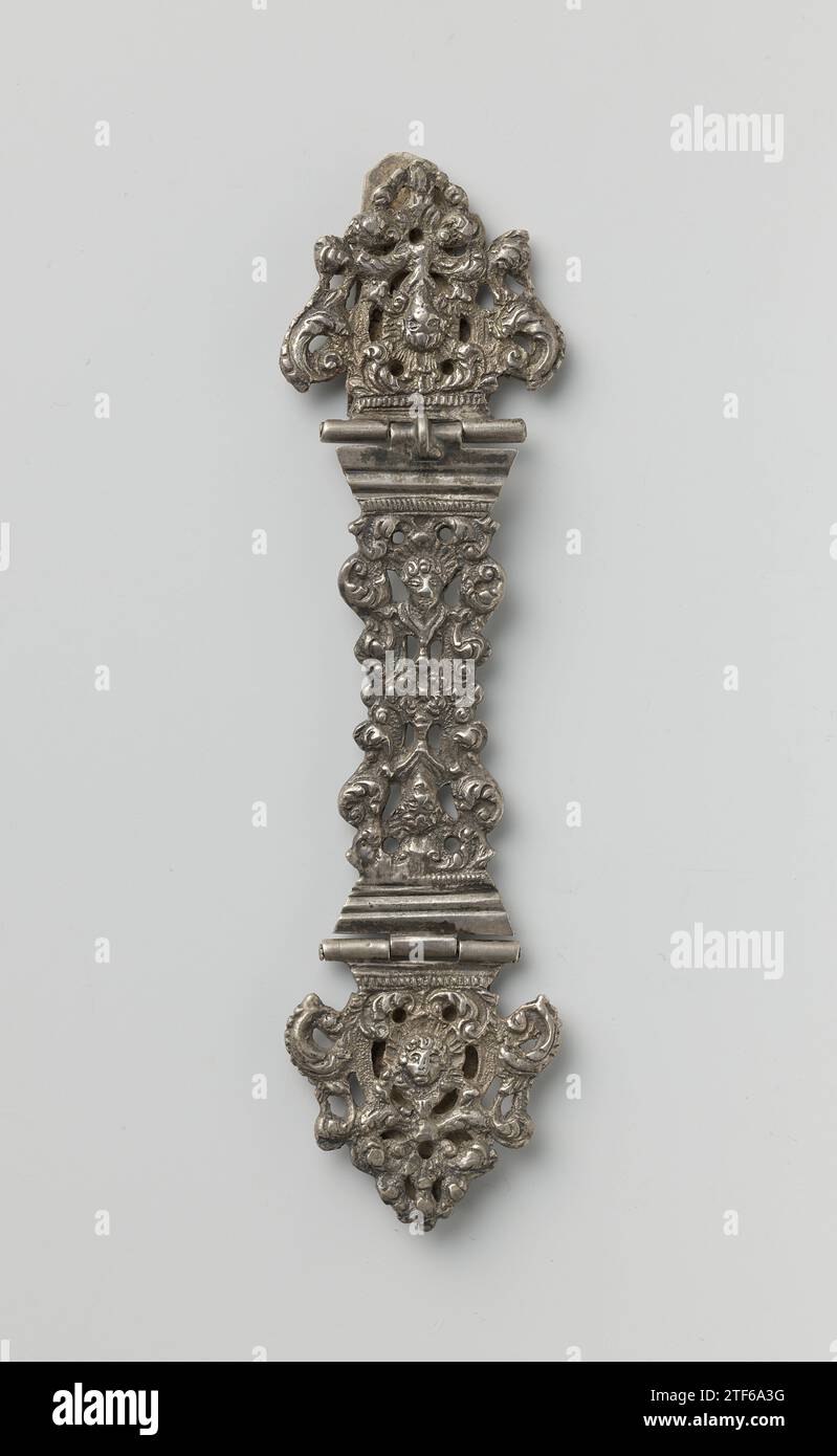 Boekslot van Zilver, Albertus Antonius Rooswinkel (possibile), 1779 blocco libro d'argento. Contrassegnato: ar. Lucchetto argento (metallo). Contrassegnato: ar. argento (metallo) Foto Stock